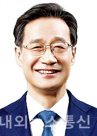 ▲ 국회 정무위원회 유동수 의원 (사진=내외뉴스통신 DB)