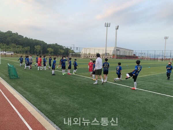 ▲진천종합스포츠타운 유소년축구교실 운영 모습