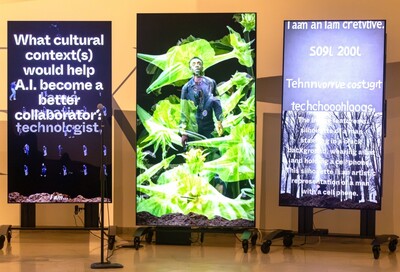 LG전자는 미국 뉴역의 구겐하임 미술관에서 인간과 AI 기술 사이의 소통과 공감을 담은 예술 작품을 올레드 TV로 선보였다. (사진=LG전자 뉴스룸)