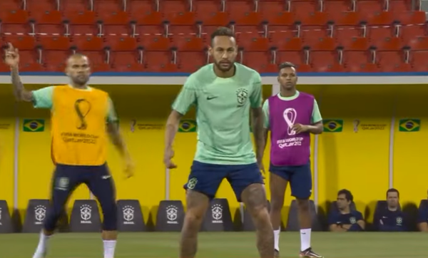브라질 공개 연습에 코로나19 의혹과 부상으로 2경기 결장헀던 네이마르가 나왔다(출처 : SBS 유튜브 화면 캡처)